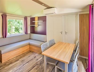mobilhome premium chêne camping la Pélonie en Dordogne
