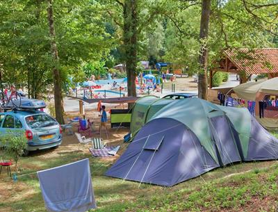 Emplacements de camping caravaning en Dordogne