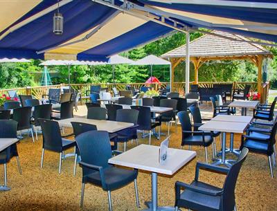 terrasse restaurant camping dordogne