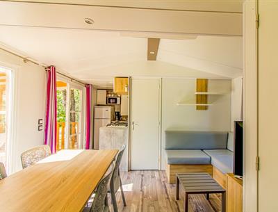 mobilhome acacia camping la Pélonie en Dordogne