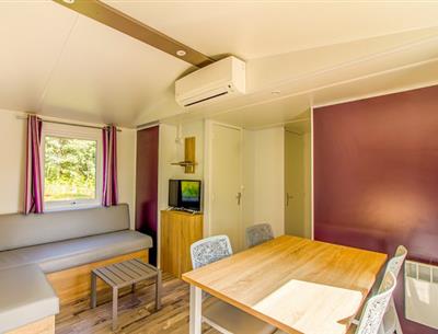 mobilhome acacia camping la Pélonie en Dordogne
