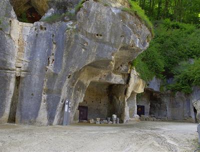 Camping Dordogne, 4 étoiles proche grotte de lascaux