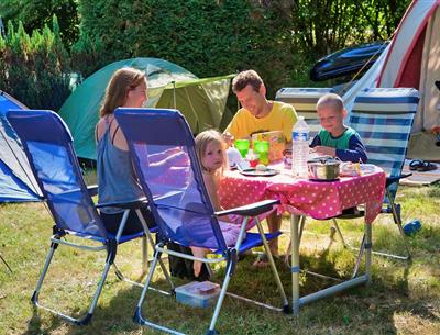 camping dordogne, la pelonie 4 étoiles