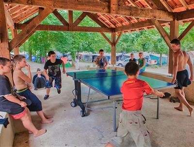 camping dordogne - Ping pong - Camping de la Pélonie proche lascaux 4 et sarlat en Dordogne 